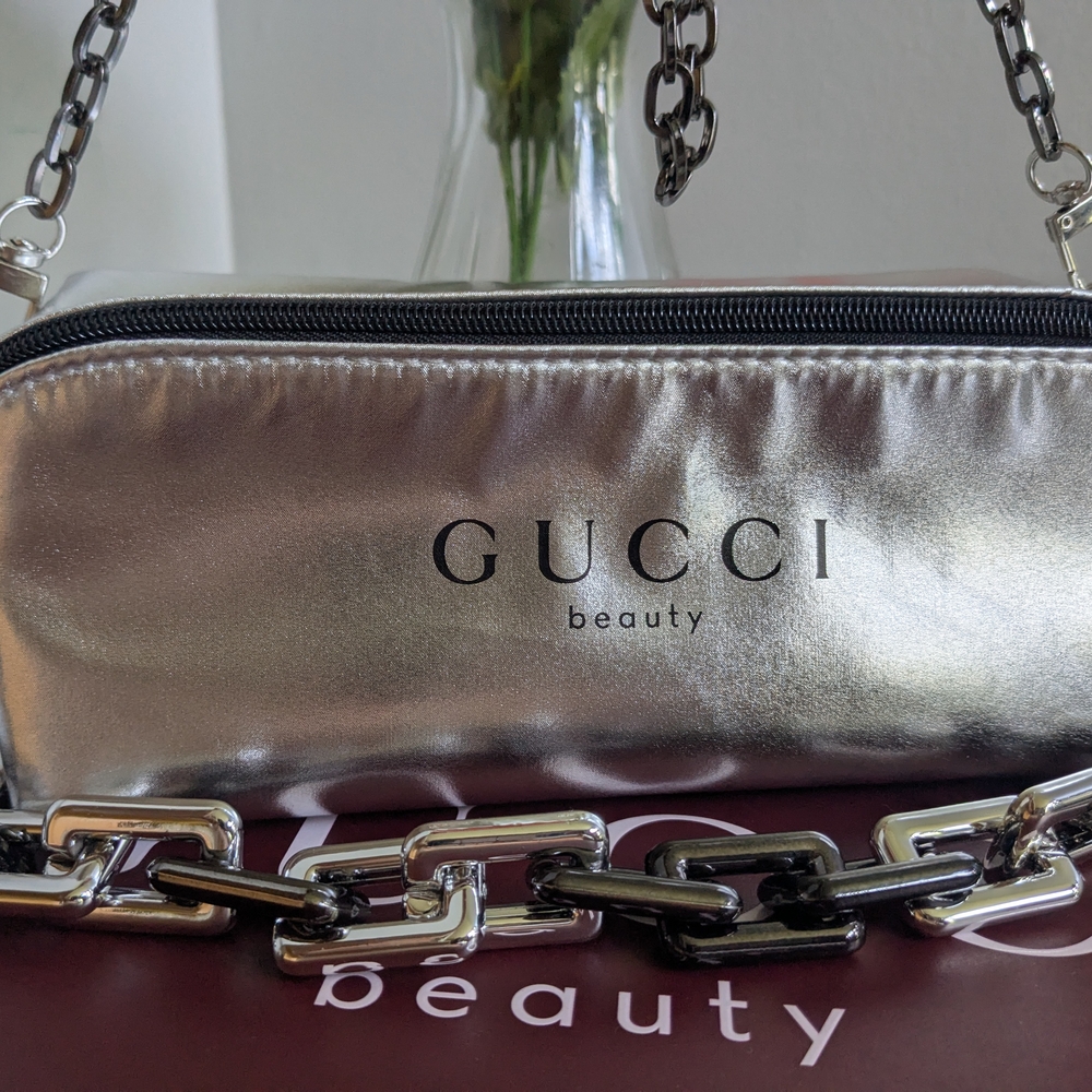 Gucci Silver Chain Shoulder Bag - Picture 6 of 13